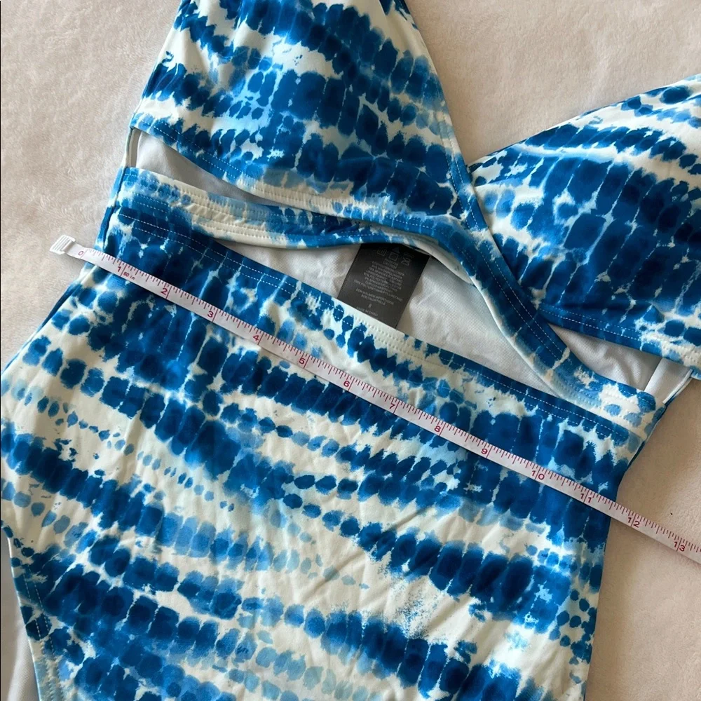 Vince Camuto Azure Blue Tie-Dye One-Piece Swim - Picture 6 of 8